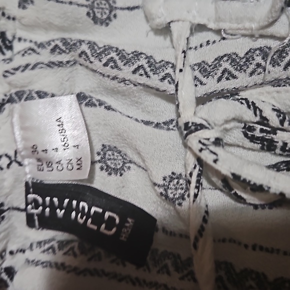 Top - Picture 3 of 3